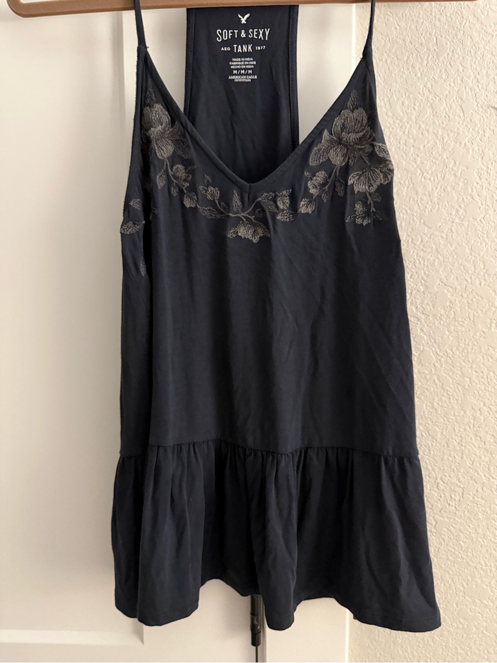 American Eagle Soft & Sexy Floral Embroidered Tank Top - Size M